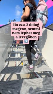 3 dolog, ami mindig kéznél van, ha kisgyerekkel repülünk ✈️

1️⃣ Kulacs: tudtad, hogy ha babával vagy kisgyerekkel repülsz, a legtöbb helyen átengedik a kulacsot a biztonsági ellenőrzésen akkor is ha van benne víz? (“It’s for the baby”). Ha pedig nem akarsz kockáztatni, a biztonsági ellenőrzés után újra lehet tölteni, a budapesti reptéren több ivókút is található.

2️⃣ Popsitörlő: nem csak a popsihoz. Kéz, arc, leöntött nadrág, asztal, bármi. Életmentő lehet a repülőn.

3️⃣ Matricás füzet: hosszú ideig el tud vele matatni a gyermek. Nem hangos, nem gurul el az ülés alá, és nulla helyet foglal a táskában.

50+ országban jártam 3 gyerekkel, ikrekkel, majd egy babával is, és sok-sok tapasztalatot gyűjtöttem a repülések során.

Ezért összeírtam egy teljes túlélőlistát, ami a legtöbb hirtelen helyzetre felkészít, ha kisgyerekkel repülsz: étel, játék, higiénia, minden kategória benne van, pontosan annyi, amennyi tényleg kell, se több, se kevesebb.

Ezt most ingyen odaadom bárkinek, aki kéri.🥰

Töltsd le, és vedd elő a következő alkalommal, amikor kisgyerekkel repülsz. Így minden fontos dolog kéznél lesz a fedélzeten, és nem ott jössz majd rá, hogy mit kellett volna közel tartanod magadhoz.

Amikor beüt a krach, már késő lesz 😬

Írd be kommentbe, hogy FLY, és küldöm a részleteket!

További hasonló tippekért pedig kövesd az @utazoanya oldalt

#utazásbabával #repülésgyerekkel #utazoanya #kisgyerekkelutazás #utazóanya