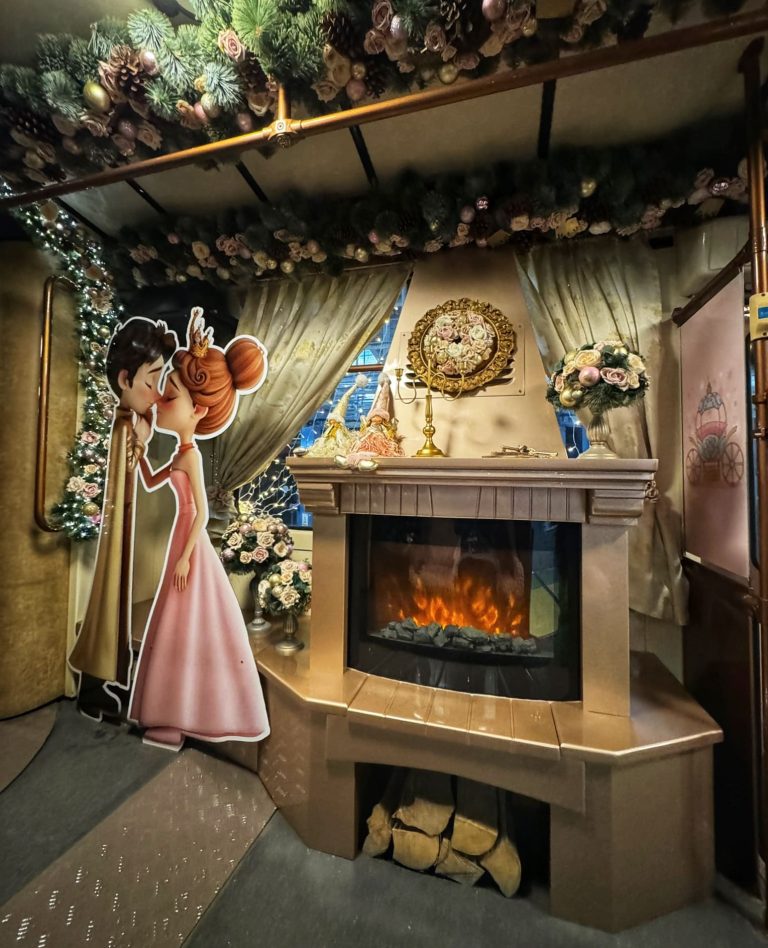 miskolc advent, adventi programok, karácsonyi vásár, adventi villamos miskolc, miskolc adventi villamos, miskolc karácsonyi vásár, adventi vásárok, karácsonyi vásárok, adventi villamos miskolc csipkerózsika