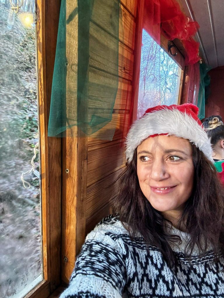 miskolc advent, adventi programok, karácsonyi vásár, adventi villamos miskolc, miskolc adventi villamos, miskolc karácsonyi vásár, adventi vásárok, karácsonyi vásárok, adventi villamos miskolc Lillafüred Mesebirodalom Mikulásvonat