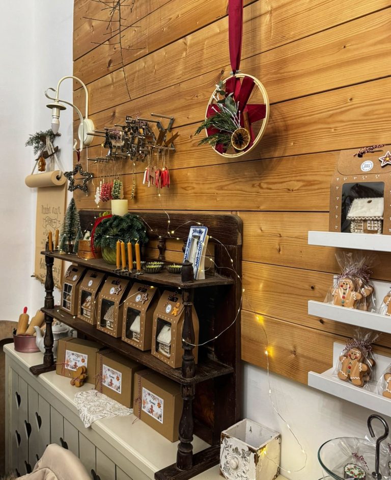 miskolc advent, adventi programok, édes anna mézeskalács díszítő workshop kézműves termékek