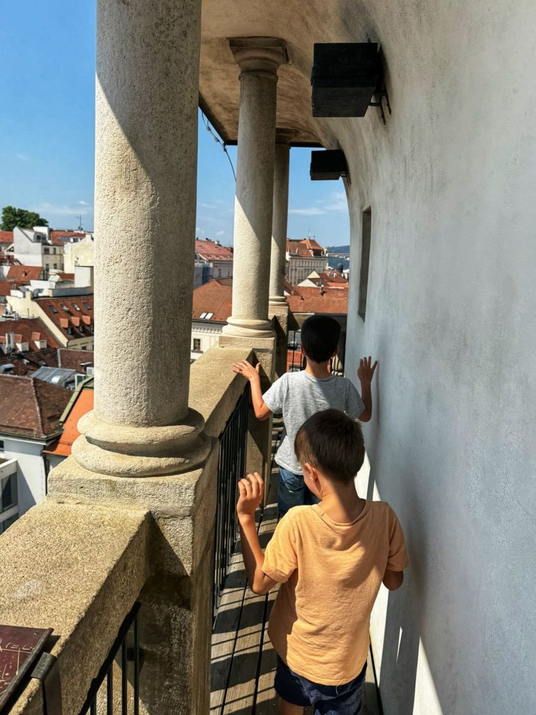 Brno látnivalók gyerekkel városháza torony kilátó
