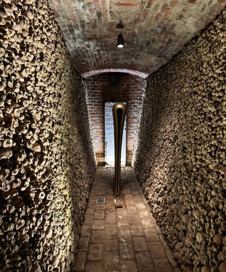 Brünn Brno látnivalók gyerekkel Szent Jakab osszárium