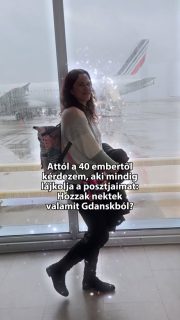 🎁🌟 Az idei utolsó nyereményjáték🥳
Egy igazán értékes és különleges csomaggal szeretnék meglepni valakit 🎄 Gdanskból, Debrecenből, egy ajándék anyának, egy ajándék a gyerkőcnek…
Ha szeretnéd megnyerni ezt a csomagot (aminek én is nagyon örülnék, nekem is kéne ez a bögre 😛), akkor csak ennyit kell tenned:
1. Kövesd az @utazoanya Instagram oldalt.
2. Lájkold ezt a videót és az előző 3 videót.
3. Kommentben jelölj meg 2 embert, aki örülne egy ilyen nyereménynek.
A csomag tartalma a következő:
☕️Pasztell rózsaszín bögre Gdanskból
🏠Hűtőmágnes Gdanskból
📝Jegyzetfüzet Gdanskból
🪽Angyaldísz a debreceni karácsonyi vásárból
📙Kidywolf az @adinish.hu webshopból - LCD-kijelzős rajzkönyv
📚Újszülött anyukák - mesekönyv anyukáknak @pottymoments
🍬Lengyel édesség: krówka tejkaramell
Köszönöm nektek ezt az évet, és hogy velünk utaztatok 2025-ben 🙏🏼✈️🌎👶🌋
A játék december 21. éjfélig tart. A nyertest sztoriban fogom kihirdetni. A csomag már nem fog odaérni karácsonyra, de legalább lesz mit várni utána is ♥️
A játékot nem szponzorálta az Instagram. Magyarországra tudok postázni.
Sok sikert 🥳🤩
#utazoanya #utazóanya #gyerekkelvagyok