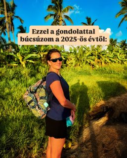 Az év végi hajrà, az ünnepek és a sérülésem kényszerpihit eredményeztek, én pedig hallgatok a testem jelzéseire.

Hamarosan viszont indulunk a reptérre! ✈️

Most, 2025 utolsó napján, ahelyett, hogy felsorolnám, hány országban jártunk 2025-ben (azt hiszem 9), mennyi csodás élményben volt részünk (azt hiszem millió), most a LÉNYEGET szeretném kiemelni.

Ha lapozol, megtudod, mi az 🙏🏼

Ezzel a tanulsággal és hozzáállással búcsúzom a 2025-ös évtől ✨ és újult erővel, hasonló gondolatokkal lépünk át a 2026-os évbe 🎀

Leírhatatlanul hálás vagyok, hogy itt voltatok velünk idén is 🤗 és ugyanígy folytatjuk jövőre is 🥳 több lefoglalt repjeggyel és még több álommal és tervvel 🌎

Sok-sok életre szóló közös élményben gazdag új évet kívánok nektek 🥂♥️

Judy
#utazoanya 

U.i.: ezek a képek Tongán készültek, a legkülönlegesebb ország ahova eljutottunk valaha, és mégis az a hely, ahonnan nem volt időm mesélni. Lehet, hogy 1 évvel később sort kerítek rá, érdekel titeket?