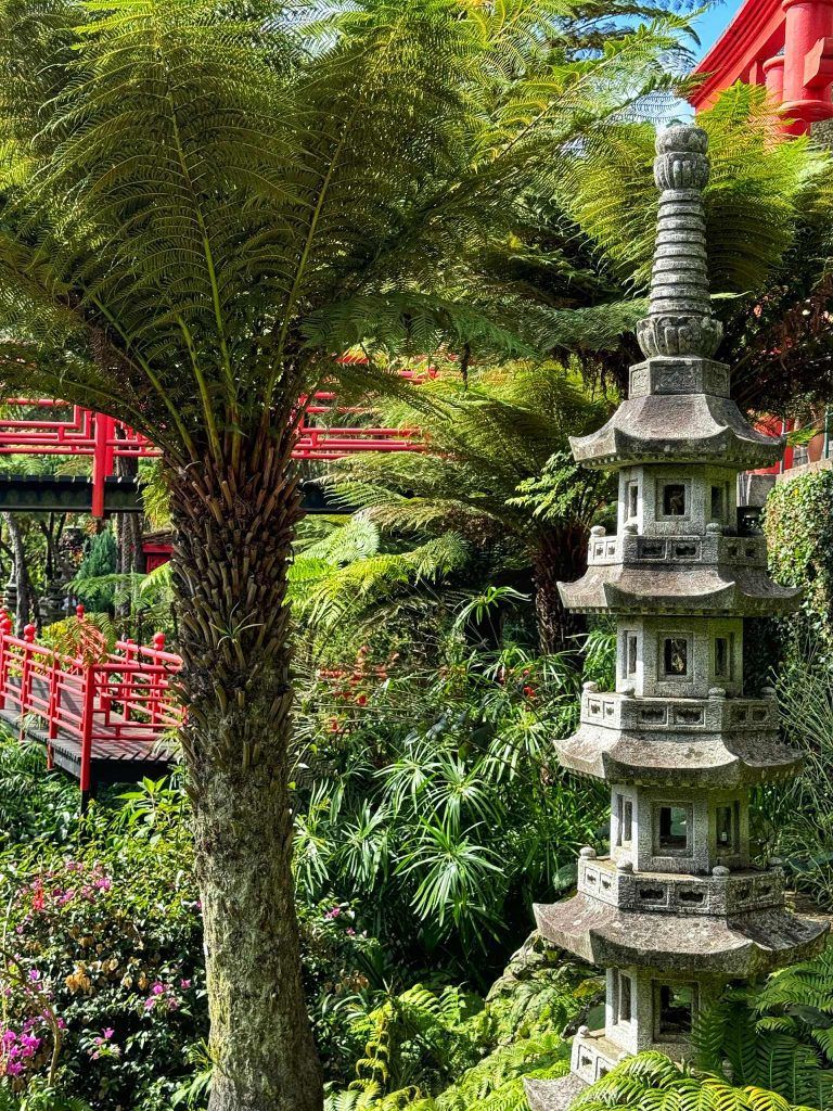 Monte Palace tropical garden Madeira Funchal látnivalók gyerekkel buddhista pagoda
