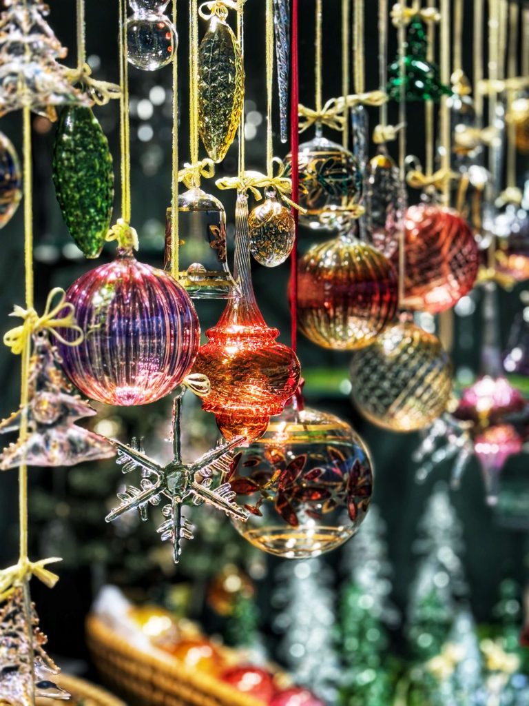 ausztria adventi vásár schloss hof hangulatos fények családi program