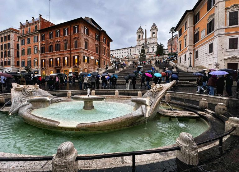 piazza espagna spanyol lépcső róma látnivalók gyerekkel
