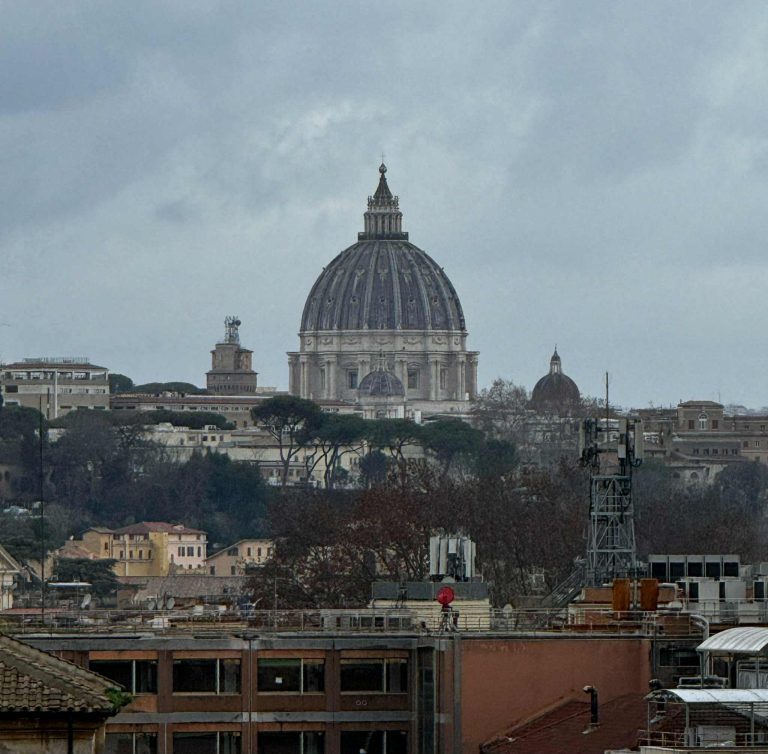 szent péter bazilika máltai kulcslyuk narancskert róma gyerekkel