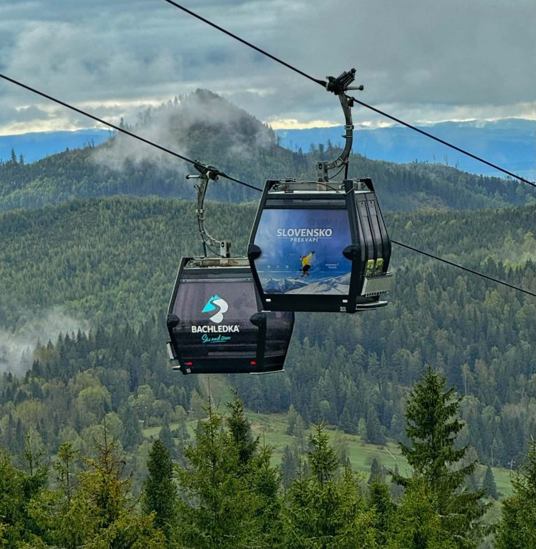 BACHLEDKA SKI AND SUN LANOVKA SZLOVÁKIA