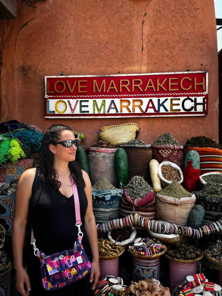 Marrakech Marokkó gyerekkel medina