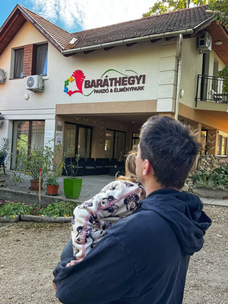 gyerekbarát szállás miskolc baráthegyi panzió